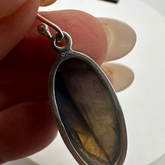Flashy labradorite, oval cabochon dangle earrings in stamped .925! - Picture 7 of 7